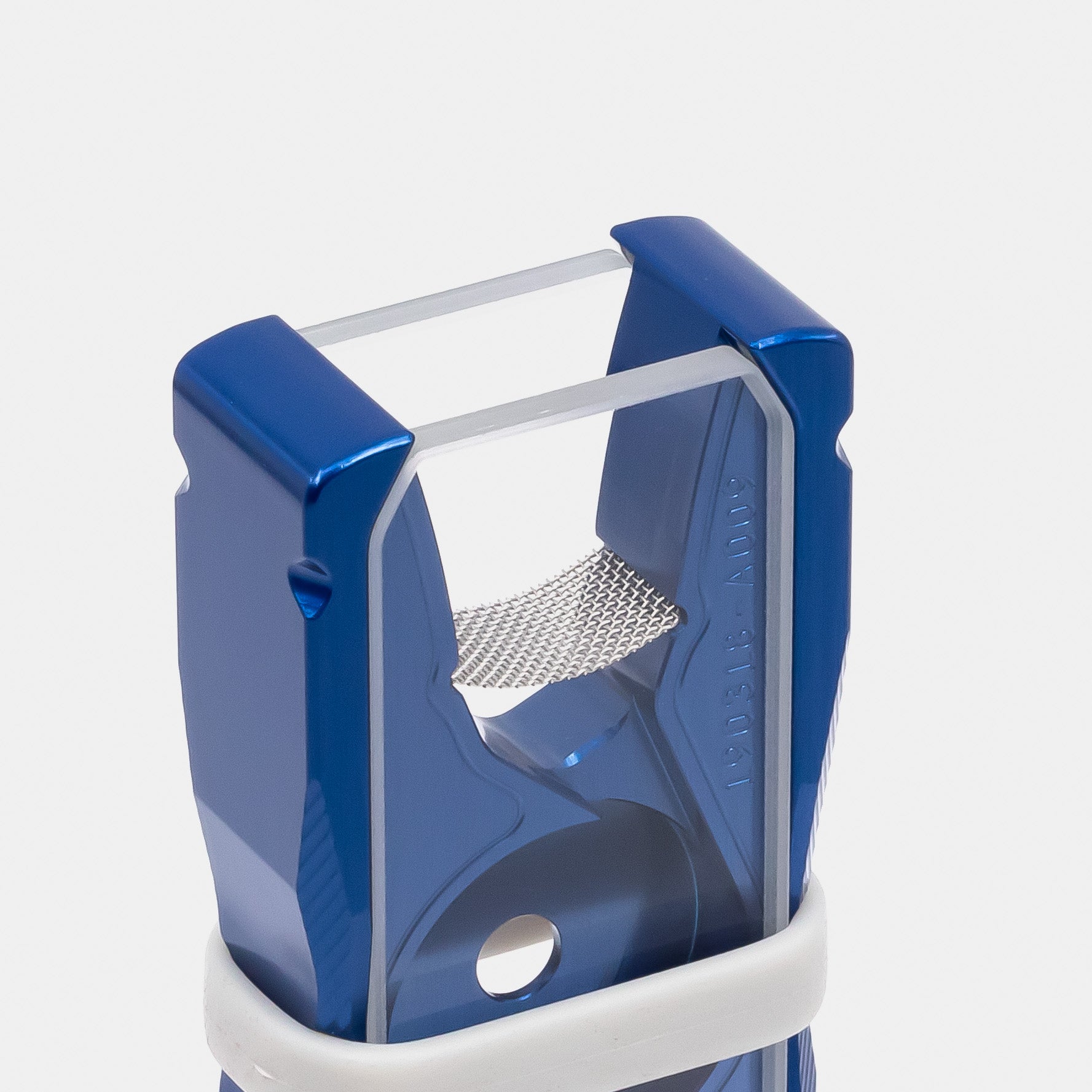 Blue Epsilon Chillum screen closeup